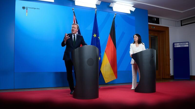 Außenministerin Annalena Baerbock traf sich mit ihrem britischen Amtskollegen David Cameron zu Gesprächen in Berlin.