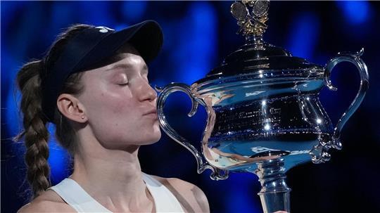 Australian Open: Rybakina besiegt Sabalenka und holt den Titel