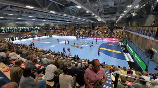Ausverkaufte Hütte beim BSV in der Halle Nord.