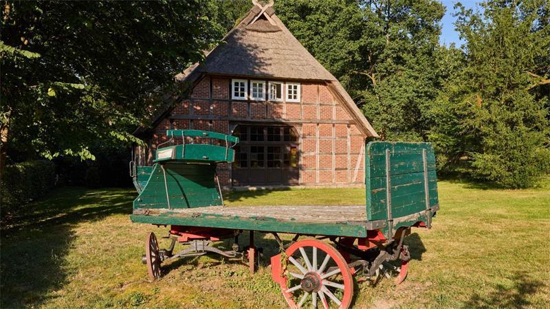 Autofreies Örtchen Wilsede in der Heide. 