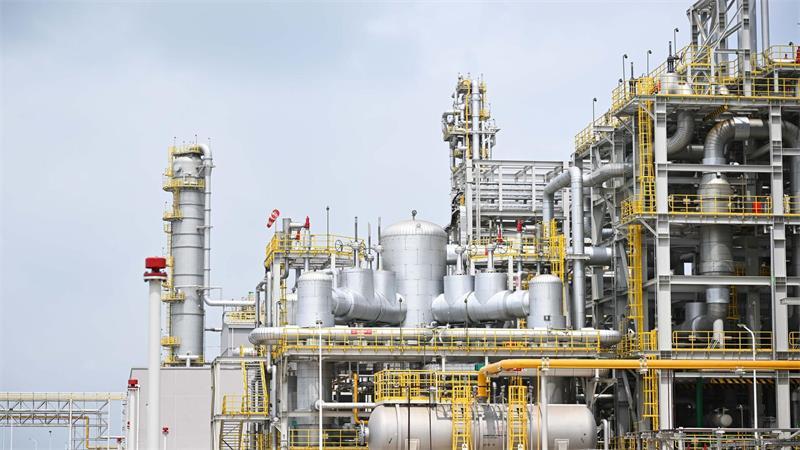 China-Schock 2.0 trifft Deutschlands Industrie BASF hat ein riesiges Werk in China errichtet - auf den Markt will der Konzern nicht verzichten