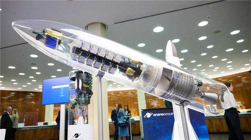35 Milliarden für deutsche „Sicherheitsarchitektur“ im All BDI-Weltraumkongress