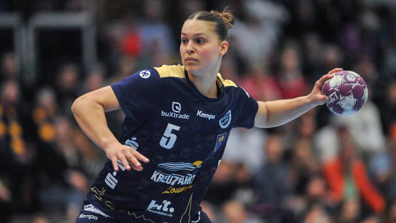 BSV-Handballerin Maj Nielsen knickte im Spiel gegen die Schwedinnen um.