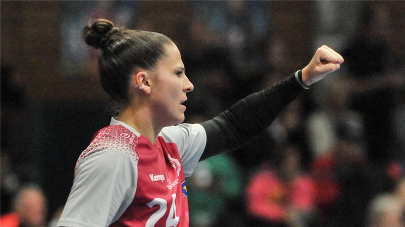 BSV-Torhüterin Sophie Fasold spielt eine starke erste Halbzeit.