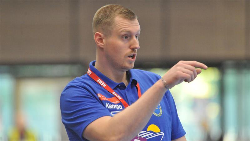 Pokal-Durststrecke beendet: Anika Hampel führt BSV ins Viertelfinale BSV-Trainer Jonas Schlender.