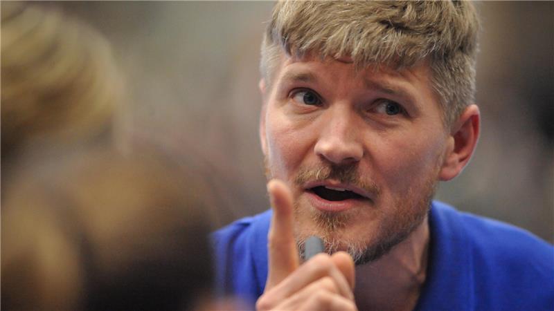 BSV-Trainer Nicolaj Andersson hat mit dem Team an Details gefeilt.