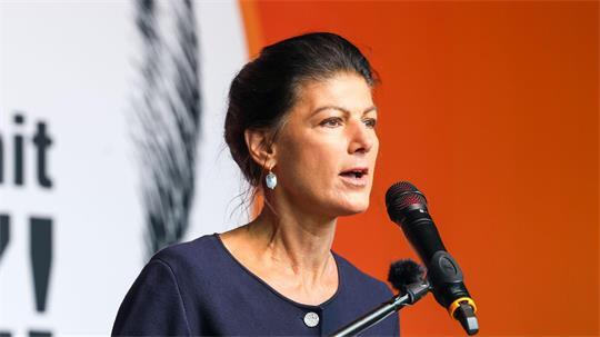 BSW-Gründerin Sahra Wagenknecht hat die Brandmauer zur AfD für gescheitert erklärt. (Archivbild)