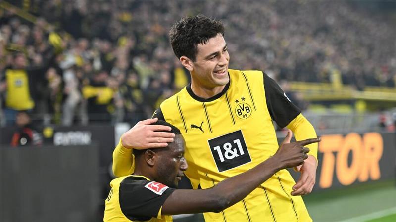 „Heute hat’s geknallt“: Guirassy-Show erlöst BVB BVB-Stürmer Serhou Guirassy (l.) nimmt Union Berlin quasi im Alleingang auseinander.