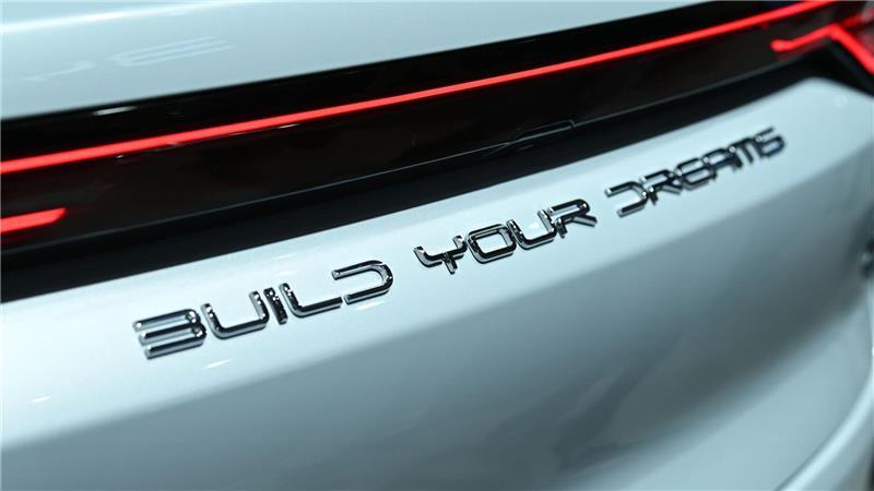 So tickt Chinas Automarkt BYD ist der E-Autoprimus in China und konnte die Preise für seine Fahrzeuge deutlich senken. (Archivbild)