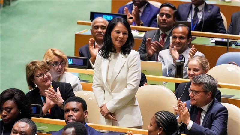 Baerbock wird neue Präsidentin der UN-Generalversammlung Baerbock nach der Wahl in New York