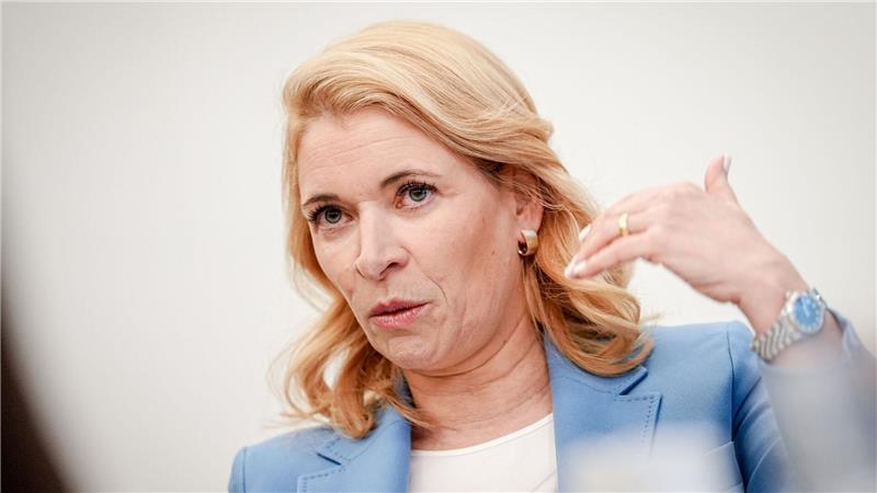 Revolution im Fernverkehr? Die DB kämpft um ihre Stellung Bahnchefin Evelyn Palla warnt vor unerwünschten Folgen von Wettbewerb im Fernverkehr. (Archivbild)