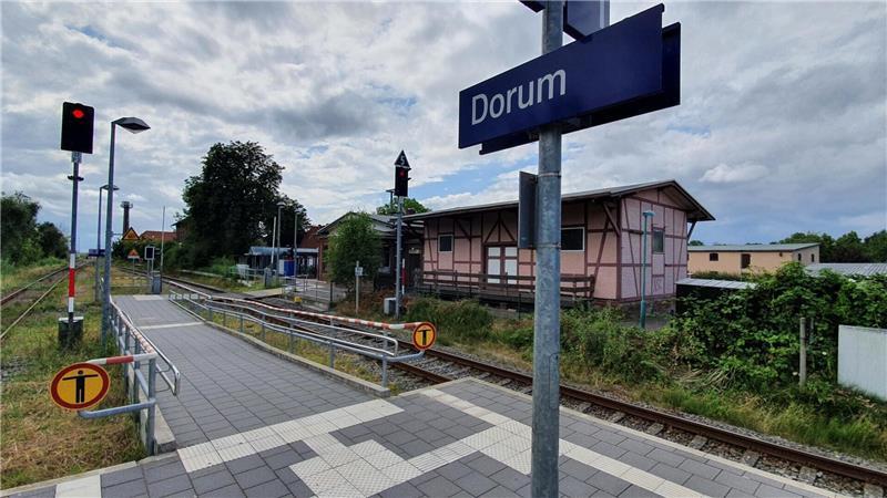Landgericht Stade: „Ehrenmord“-Prozess beginnt bald Bahnhof in Dorum: Hier wurde der Angeschuldigte verhaftet.