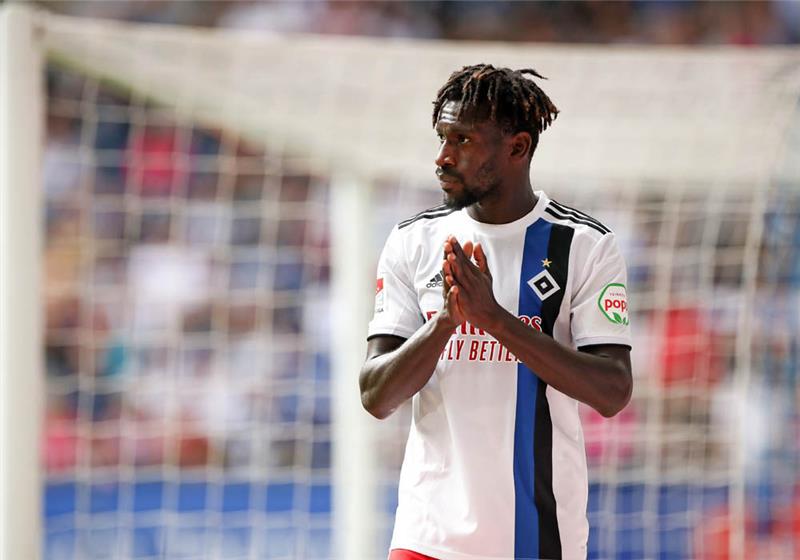 Bakery Jatta nach Corona-Infektion wieder im HSV-Training Bakery Jatta. Foto: Christian Charisius/dpa