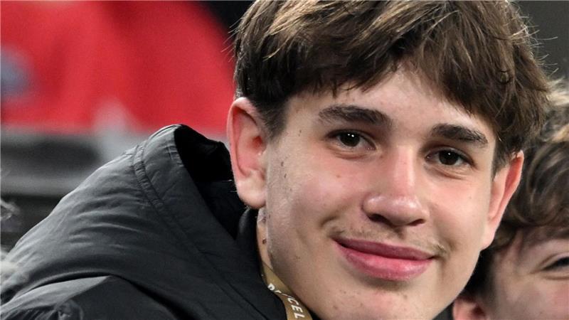 Der große Anführer Kimmich und ein Balljunge „auf Zack“ Balljunge Noel Urbaniak half entscheidend mit beim zweiten deutschen Tor.