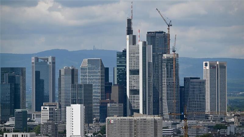 Mittelstand kommt immer schwerer an Bankkredite Banken halten sich mit Krediten an Mittelständler zurück (Archivbild).