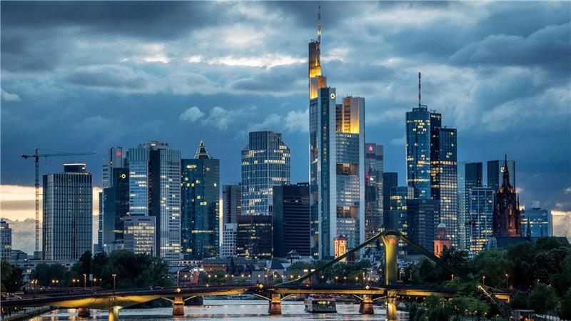 Banken halten sich wegen der Wirtschaftsflaute mit Krediten zurück. (Symbolbild)