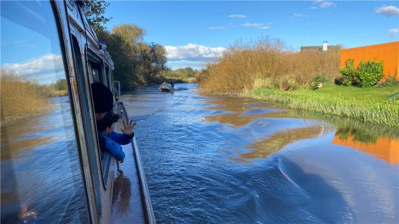Barkasse auf der Este: Der Tourismusverband Landkreis Stade/Elbe rät Buxtehude, die maritime Seite mehr hervorzuheben.