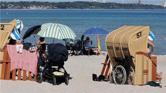 Barrierefreiheit ist eines der Zukunftsthemen, die der aktuelle Nordsee Tourismus Report identifiziert hat. Denn diese betrifft nicht nur Menschen, die zum Beispiel eine körperliche Einschränkung haben, sondern auch Familien mit Kind und Kinderwagen.