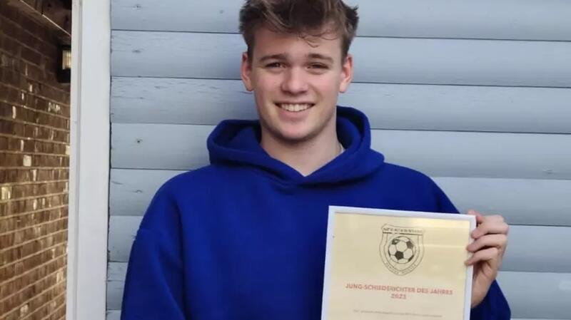 Bas Felzel wartet auf sein Debüt in der Kreisliga.