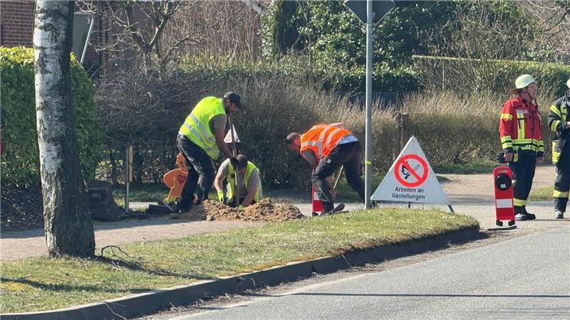 Bauarbeiter haben bei Harsefeld eine Gasleitung beschädigt.