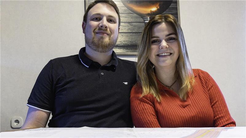 Bauen für Entspannte: Daniel Sölter und Anna Mehlis haben die Wartezeit zu ihrem Vorteil gemacht.