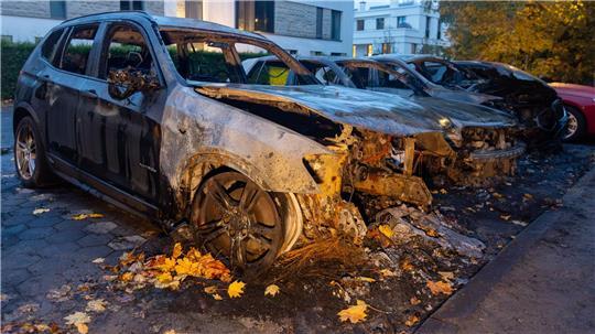 Baumanns Auto war in der Nacht zum Montag vor seinem Wohnhaus in Hamburg abgebrannt. 