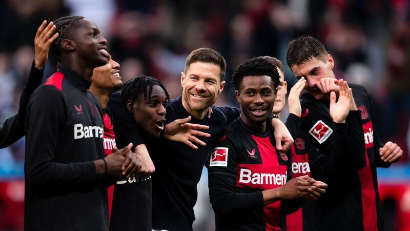 „Geschmäckle“ - Bayers mögliche Meisterschaft und die Folgen Bayer 04 Leverkusen steht kurz vor dem Gewinn ihrer ersten Meisterschaft.