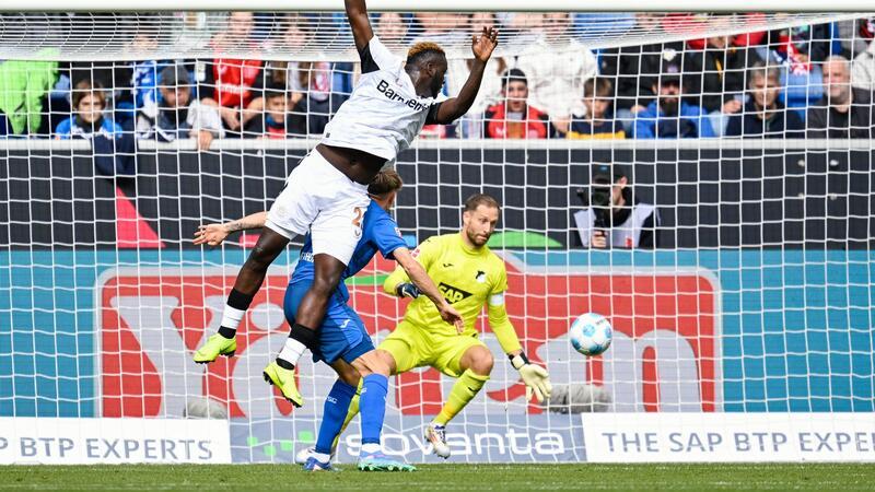 Bayer Leverkusen hat einen souveränen Sieg bei der TSG 1899 Hoffenheim gefeiert.