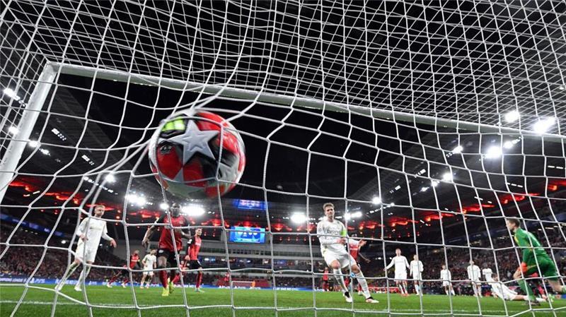 So geht es in der Champions League weiter Bayer Leverkusen umgeht durch das 2:0 gegen Sparta Prag die Playoffs und steht direkt im Achtelfinale.