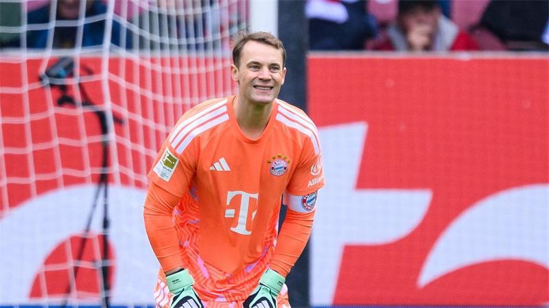 Neuers Rekord-Fauxpas: Den Bayern droht die Torwart-Debatte Bayern-Torwart Manuel Neuer kassierte das schnellste Gegentor der Liga-Geschichte.