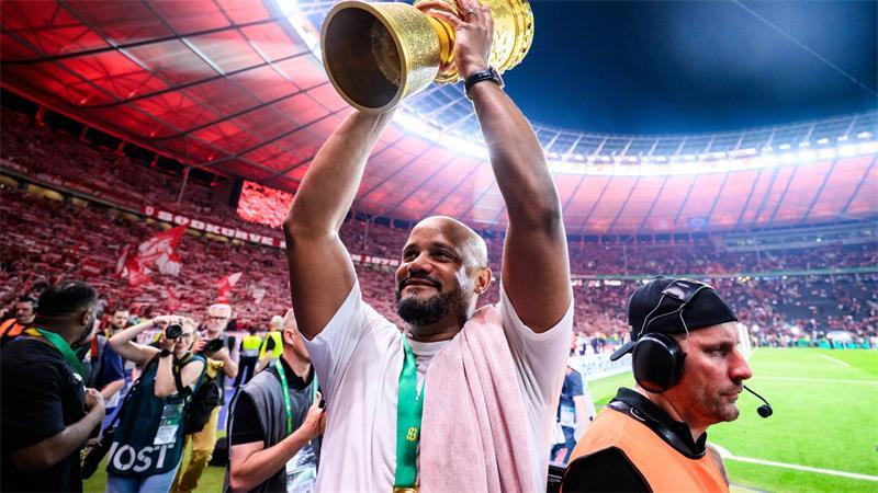 Wechsel von Nathaniel Brown zu Bayern perfekt Bayern-Trainer Kompany darf sich auf einen neuen Spieler freuen. (Archivbild)