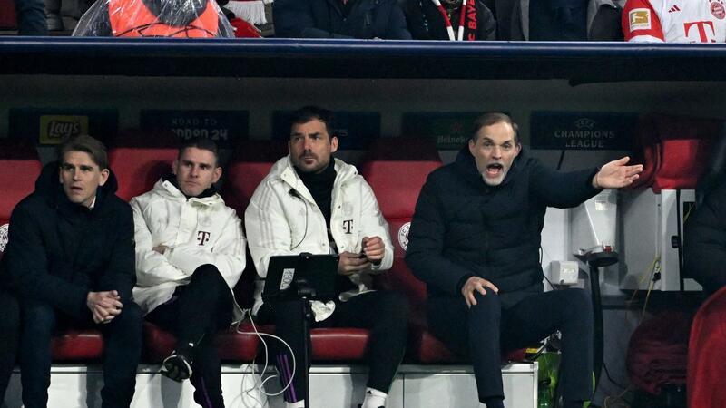 Zeh gebrochen: Tuchel coacht gegen Mainz mit Spezialschuh Bayern-Trainer Thomas Tuchel hat sich den großen Zeh gebrochen.