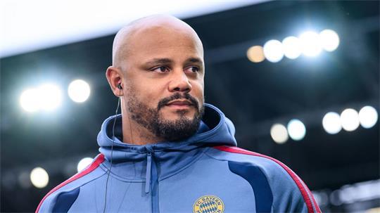 Bayern-Trainer Vincent Kompany wurde nach seinem Zusammenbruch in eine Klinik eingeliefert. (Archivbild)
