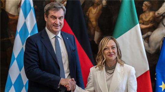 Bayerns Ministerpräsident Markus Söder und Italiens Regierungschefin Giorgia Meloni sind sich in energie-, verkehrs- und asylpolitischen Fragen recht einig.