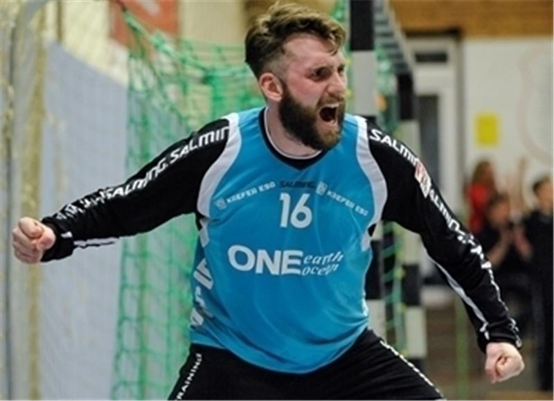 Beckdorfs Torwart Florian Knust avancierte zum Mann des Spiels gegen Altjührden. Foto Jürgens