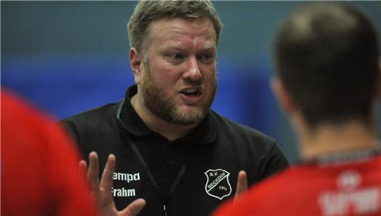 Beckdorfs Trainer Robert Frahm sah in der zweiten Halbzeit eine desolat auftretende Mannschaft.