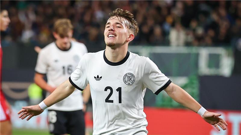 Nagelsmanns DFB-Kader mit den Bayern als WM-Lokomotive Beförderung von der U21-Auswahl in die A-Nationalmannschaft: Lennart Karl. (Archivbild)