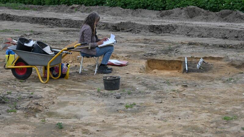 Bedeutende Funde: Heiliger Ort in Ahlerstedt entdeckt Befunde werden dokumentiert.
