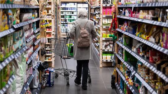 Bei 67 Produkten haben Verbraucherschützer im Jahr 2024 versteckten Preiserhöhungen festgestellt. (Symbolbild)