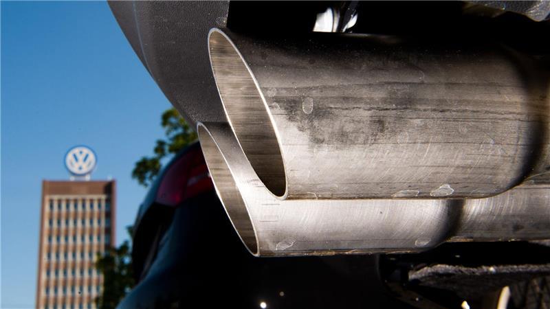 Bei Abgasen und Volkswagen fällt vielen das Wort „Skandal“ als Ergänzung ein - die Heimat des Konzerns liegt beim Anteil sauberer Autos allerdings auf dem ersten Platz.