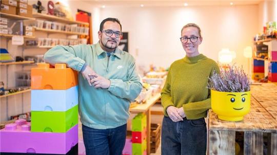 Bei Bricktown von Sandro und Bettina Lopes in der Fährstraße Bremerhaven dreht sich alles um kleine, bunte Steine.