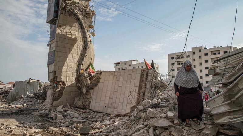 Israel rückt weiter in Gaza vor - UN drängt auf Hilfe Bei Gefechten mit dem israelischen Militär in der Stadt Dschenin im Westjordanland sind in der Nacht nach palästinensischen Angaben vier Menschen getötet worden.