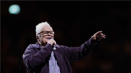 Bei Konzerten füllt Grönemeyer mühelos Stadien oder große Hallen. Die Auftaktkonzerte seiner Akustiktour in Dortmund waren ausverkauft. 