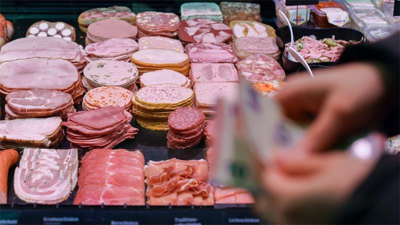 Bei Wurstwaren nahmen zuletzt sowohl Käuferreichweite als auch Absatzmenge ab. (Symbolbild)