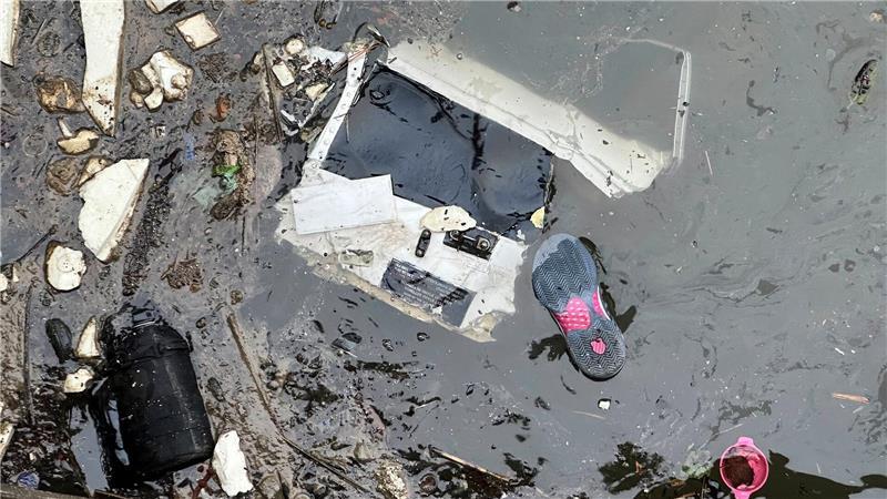 Bei dem Absturz kamen drei Kinder und drei Erwachsene ums Leben. 