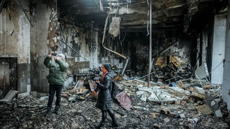 Drohnenangriffe auf Odessa: Drei Tote in Industriegebiet Bei dem Angriff auf die Hafenstadt Odessa wurde eine Näherei zerstört.