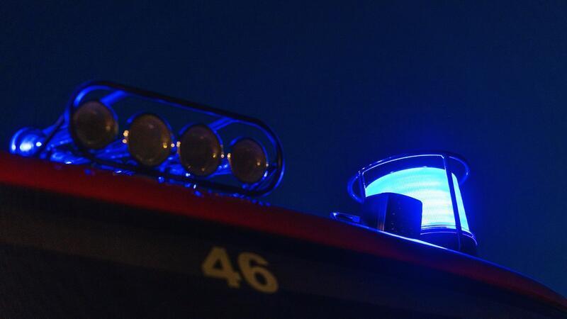 Bei dem Brand eines Sonderpostenmarktes ist ein geschätzter Schaden im niedrigen sechsstelligen Bereich entstanden. (Symbolbild)