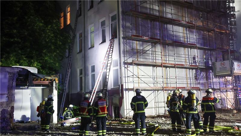 Bei dem Brand in der Nähe des Hamburger Hauptbahnhofs wurden 14 Menschen verletzt.