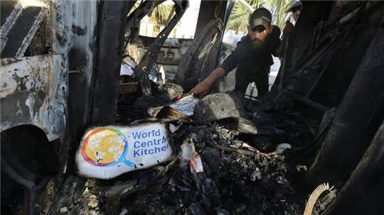 Bei dem israelischen Luftangriff im Gazastreifen sind laut World Central Kitchen sieben Mitarbeiter getötet worden.