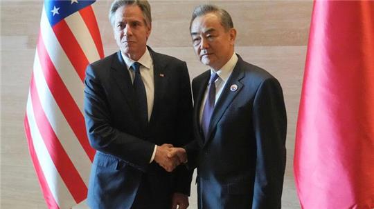 Bei dem knapp anderthalb Stunden dauernden Gespräch haben Wang Yi und Antony Blinken vor allem kritische Töne angeschlagen.